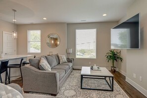 Unit 5 Living Room