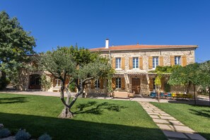 Extérieur