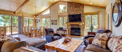 Big Bear Lake Vacation Rental | 4BR | 3.5BA | 3,450 Sq Ft | Step-Free Entry