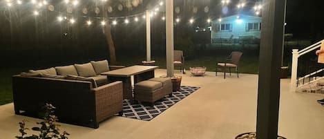 Backyard perfect for cookouts