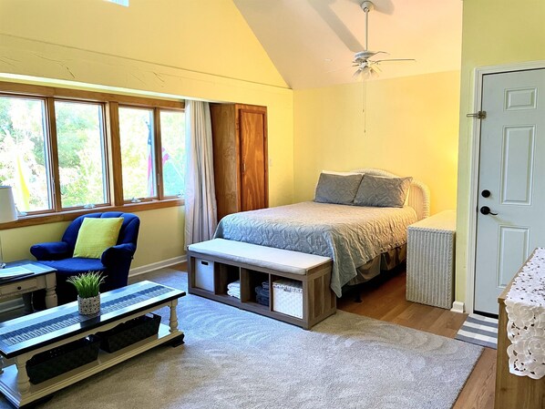 Queen bed and dresser storage