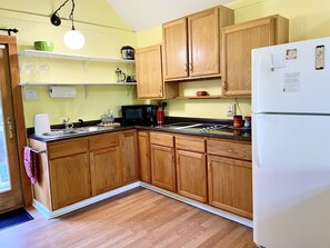 Spacious kitchen