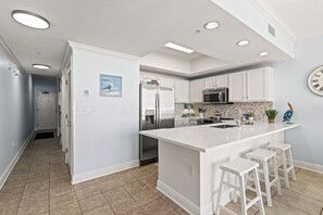 Newly Renovated Kitchen!