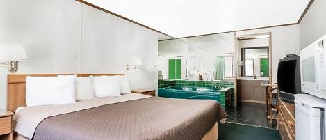 Amazing unit with 1 Queen size bed