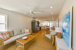 Living Room | Keyless Entry | Steps to Beach