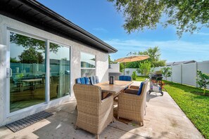 Enjoy the Florida weather in the private outdoor paradise