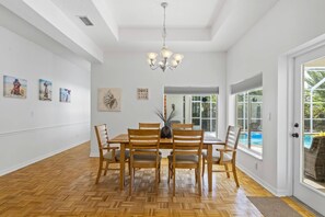 Dining Area Overlooking The Pool