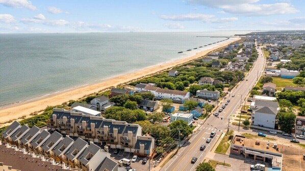 You can see how close you are to the beach! Just two blocks away. 