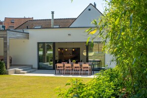 Extérieur maison de vacances [été]