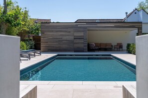 Schwimmbad des Ferienhauses