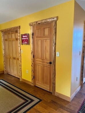 mudroom (washer/dryer behind larger door)
