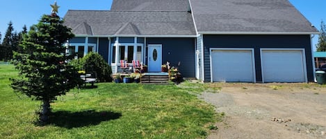 Front of apartment, separate entrance