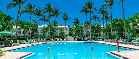 Beautiful pool to relax in