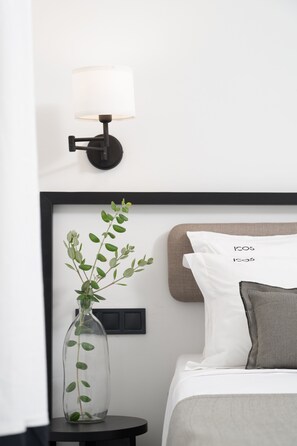 Bedroom detail