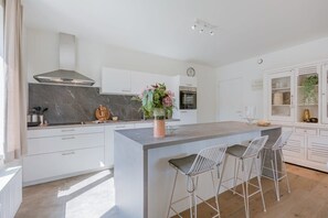 Spacious and fully equipped kitchen