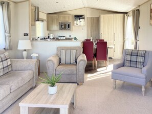 Open plan living space | Ballagan Lodge, Culloden Moor, near Inverness