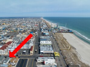 Steps away from beach and boardwalk!