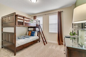 Indoors, Furniture, Home Decor, Bed, Bedroom