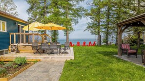 Outdoor entertaining at it's finest