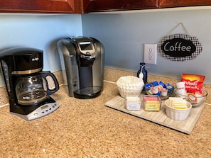 Kaffee und/oder Kaffeemaschine