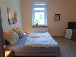 Ferienwohnung 1, 30 qm, 1 Schlafzimmer, max. 2 Personen-Schlafzimmer