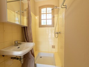 Zapfhahn, Armatur, Sinken, Eigentum, Bad Sink, Badezimmer, Duschkopf, Fenster, Dusche