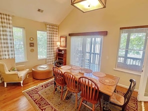 Dining Area_063023