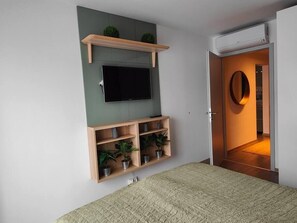 Bedroom (2)