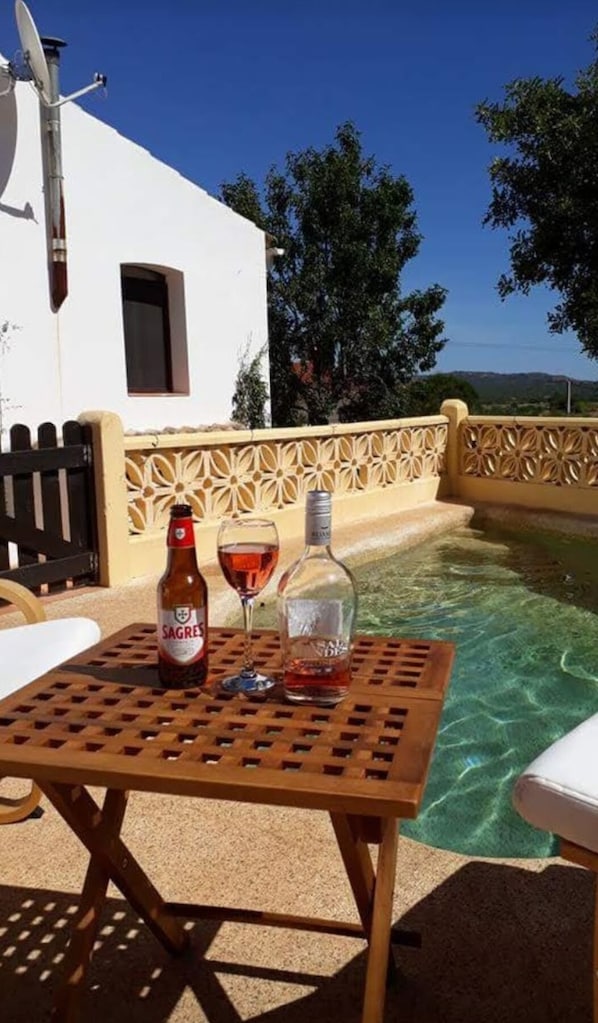 central Algarve relax and cool off on the sundeck.