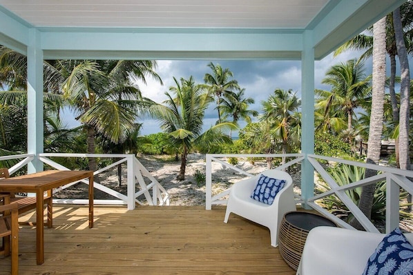 Bica Bungalow is a stunning new private cottage located directly on world-famous French Leave Beach, the most sought-after location on Eleuthera.