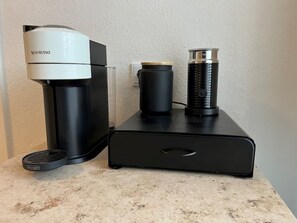 Kaffe och/eller kaffebryggare