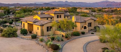 North Scottsdale tucked away in the desert escape