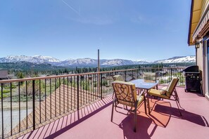 Deck | Gas Grill | Panoramic Mountain Views