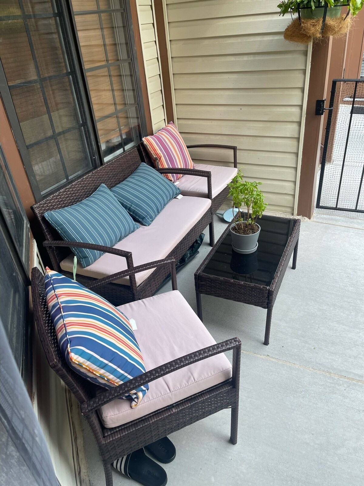 pacious 3bdrm/2bath near Metro DC/Alexandria