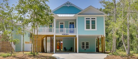 Oak Island Vacation Rental | Studio | 1BA | 800 Sq Ft | Step-Free Access