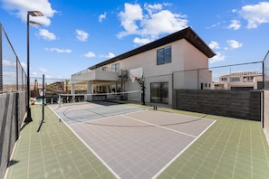 Sportplatz