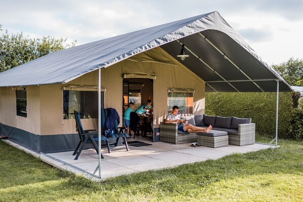 Extérieur maison de vacances [été]