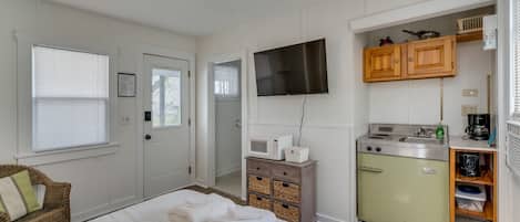 Bedroom with kitchenette