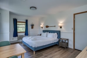 Bedroom with two person dining