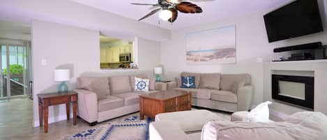 Living Area-Skip Jack 135-I-Ocean City, MD