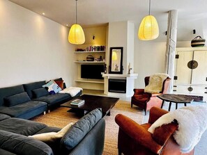Living room (1)