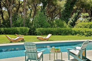 Activities, Amenities, Building Exterior, Facilities, Garden, Kitchen, Main Entrance, Outdoor, Pool, Room Detail, Spring, Summer