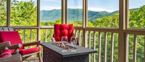 Relax and enjoy the view that Ridge View Cabin is named after.