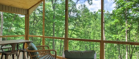 Enjoy the Relaxing Wooded Views