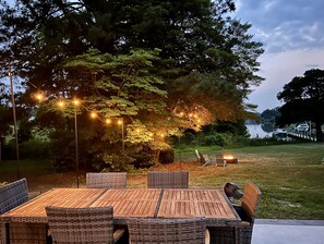 Enjoy your meals alfresco with water views
