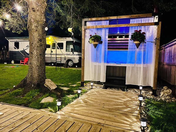 We invite you to have fun with new hottub.Enjoy yourself slide out 300Sf Rv