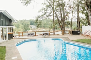 Private Saltwater Pool Overlooking Lake Martin