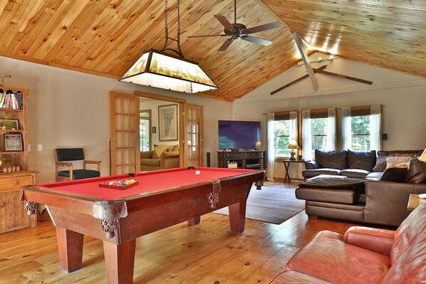 Great Room - Full Sized Pool Table