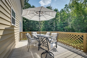 Deck | Outdoor Dining Area | Private Yard | Gas Grill