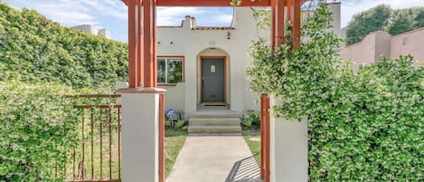 Keyless entry, Outdoor plug for charging electric vehicles. Gated driveway